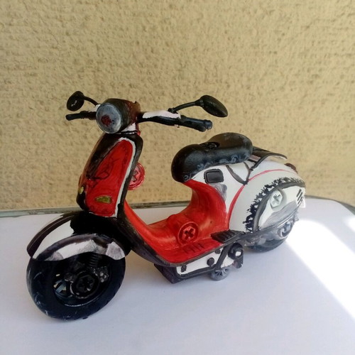 Vespa miniature new, three colors red, black and gray
