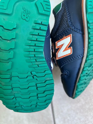New Balance Athletic Shoes size 23 like new, green