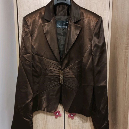 Lacrima satin jacket like new, brown, crystal clasp closure