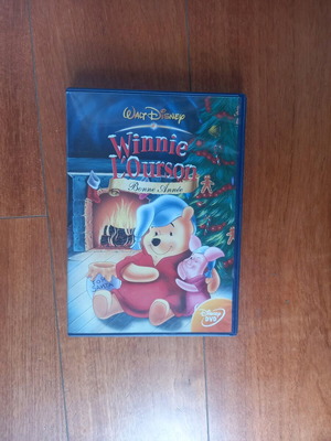 Winnie the Pooh DVD like new, in French, animated