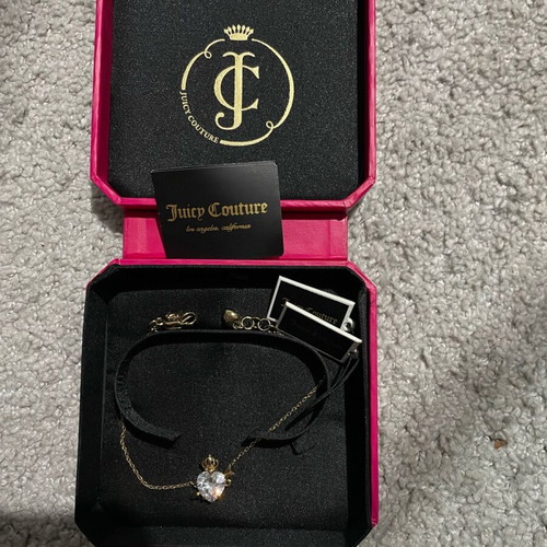 Juicy Couture bracelet new, gold with box and tags