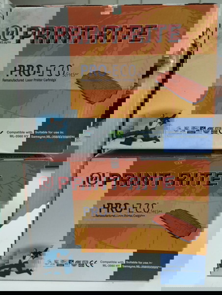 Samsung συμβατό toner ML-3560 αποδίδει 12,000 σελίδες.