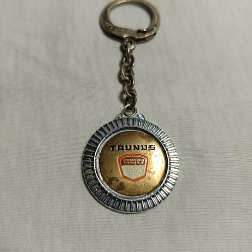 Ford Taunus vintage car keychain like new