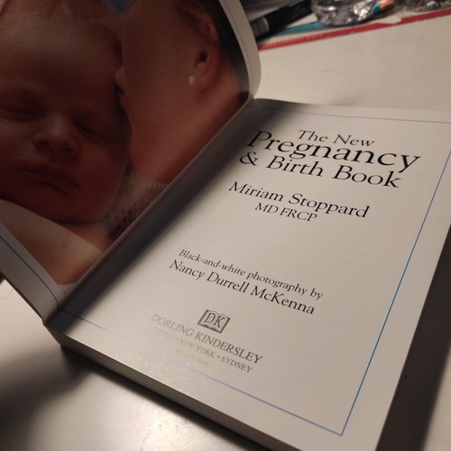 New Pregnancy and Birth Book like new by Dr. Miriam Stoppard