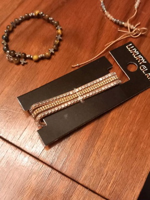 Bracelets like new, set of 3 pieces