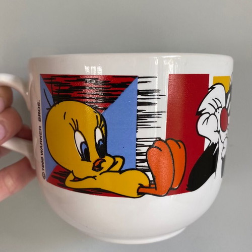 Vintage ceramic mug Looney Tunes Sylvester and Tweety used