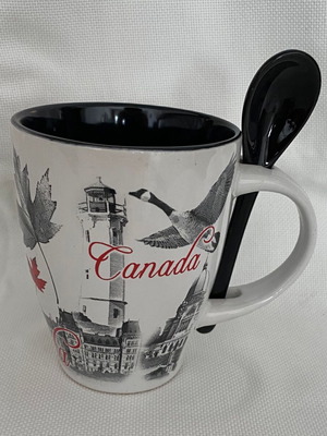 Canada souvenir mug like new