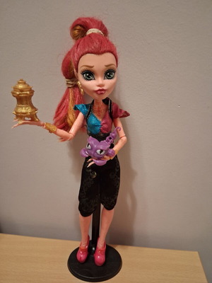 Monster High G1 Gigi Grant 13 Wishes doll like new