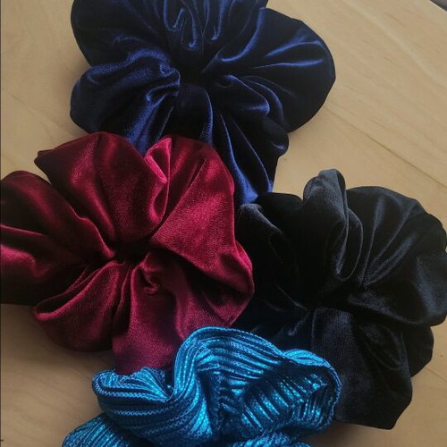 Scrunchies handmade velvet XL new