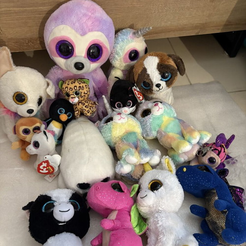 Plush toys with big eyes, Masoutis collection