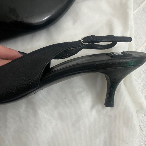 Dolce & Gabbana black pointed toe slingback pumps new