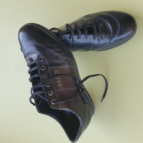 Bally casual shoes size 7 used with defect