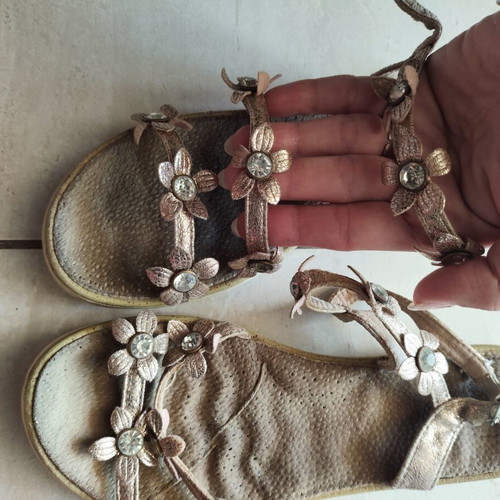 Sandals size 39 used, gold platform style