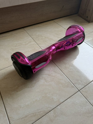 Hoverboard used with accessories, good condition