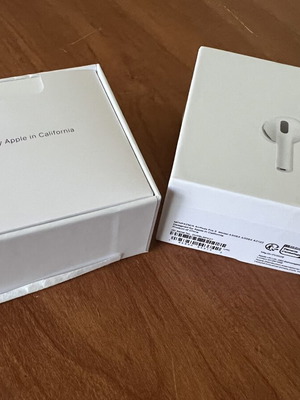 AirPods 3 Pro σαν καινούργια, ελάχιστα χρησιμοποιημένα