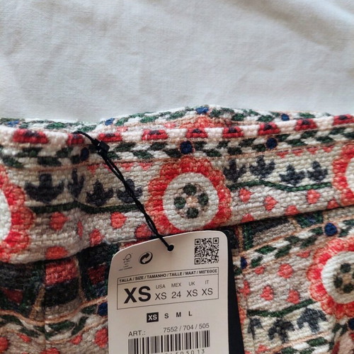 Zara printed shorts new, size XS