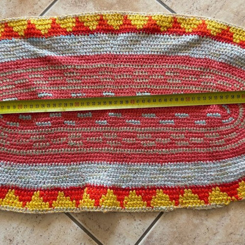 Handmade knitted rug like new 72x37cm