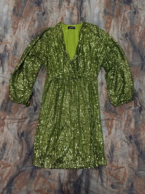 Ow Two dress size L like new, multicolor green