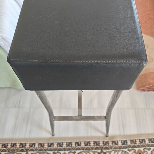 Bar stool used, tall for bar