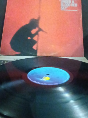 U2 Under a Blood Red Sky βινύλιο μεταχειρισμένο σε καλή κατάσταση