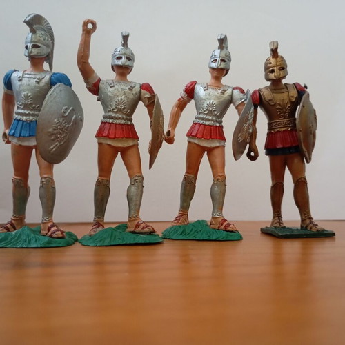 Ancient Greek Toy Soldiers used, set of 4 "ΑΘΗΝ'Α-ΠΑΛ" without spears