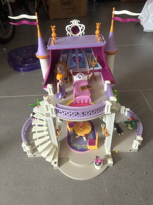 Playmobil princess castle