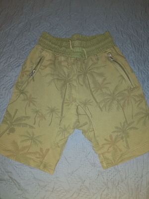 Gap shorts like new for 6-7 years, size 116 cm