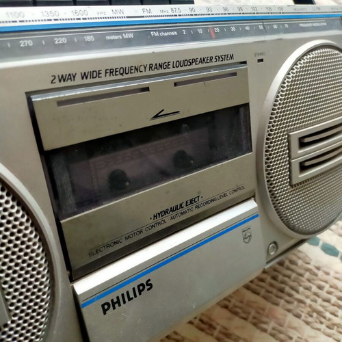 Philips portable radio cassette player