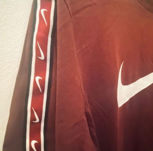 Nike T-shirt