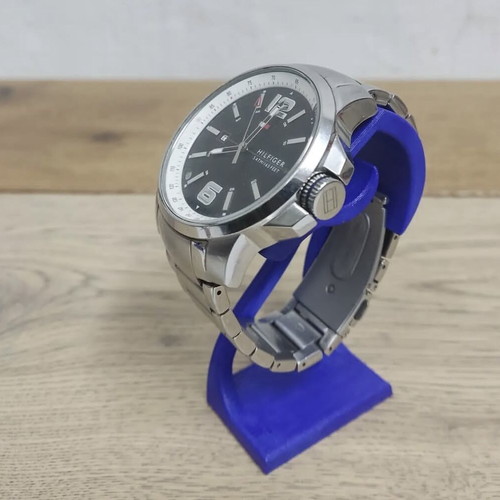 Watch stand new, printed in all colors