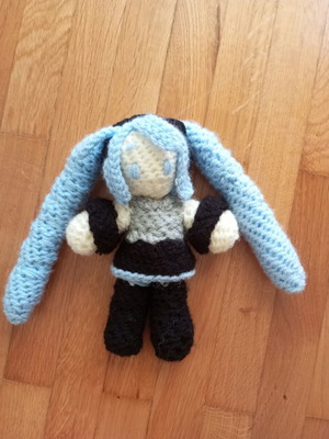 Hatsune Miku Amigurumi handmade, 18 cm