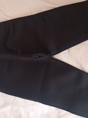 Slimming Bermuda shorts new, induces sweating