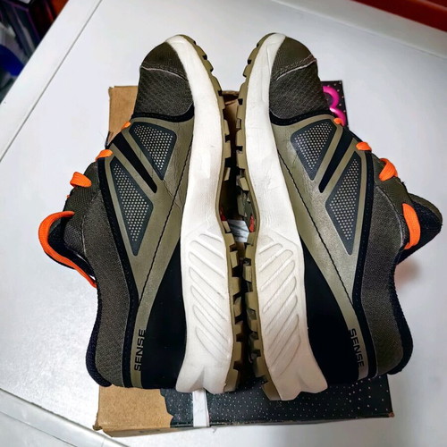 Salomon kids sneakers size 31 like new, green