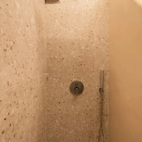 Apartment semi-basement 60 sqm with jacuzzi in Piraeus, furnished