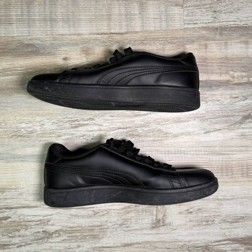 Puma low-top sneakers black women's size 38