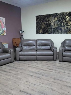 Italian brown leather sofa set Avola with three seats and two armchairs new