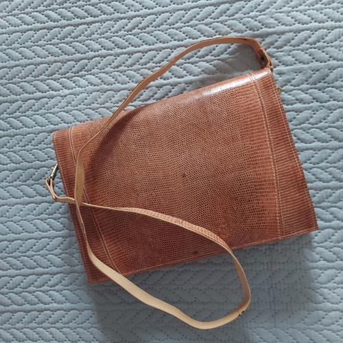 Vintage leather shoulder bag used