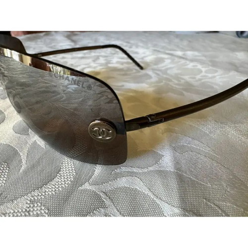 Chanel Vintage Frameless Sunglasses used, bronze metal, 2000s design