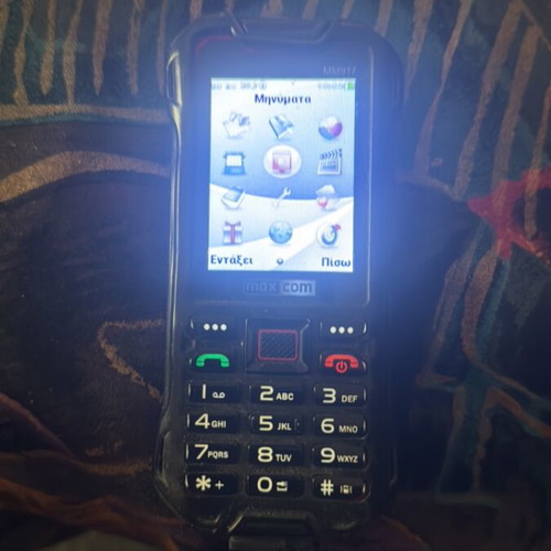 Maxcom MM917 κινητό μεταχειρισμένο, ανθεκτικό, μαύρο, μέχρι 7.9 MP κάμερα