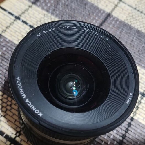 Konica Minolta 17-35mm f/2.8-4 D lens for Sony A