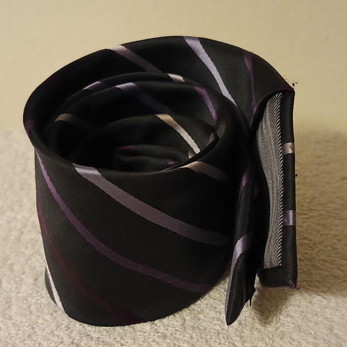 Marks and Spencer men's tie gray with purple stripes like new