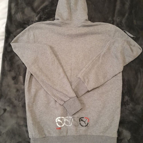 Puma men's grey hoodie like new, size L