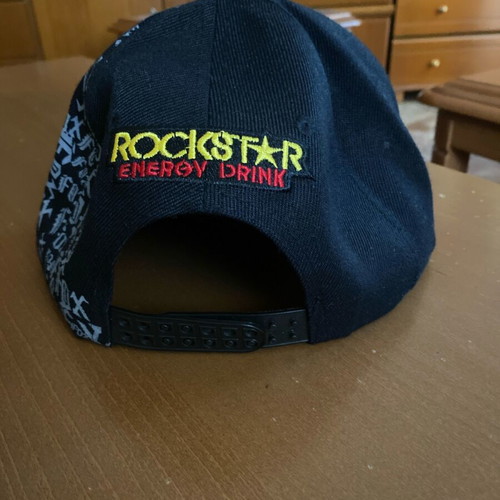 Rockstar Fox hat new, black