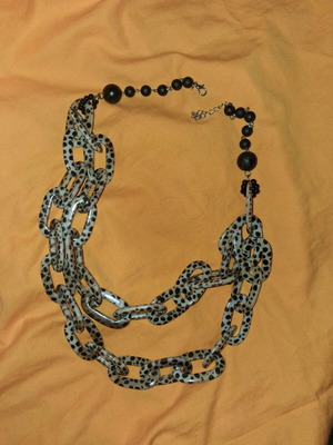 Chunky statement necklace with leopard print and black beads