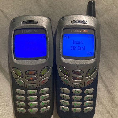 Samsung phone set like new, two phones