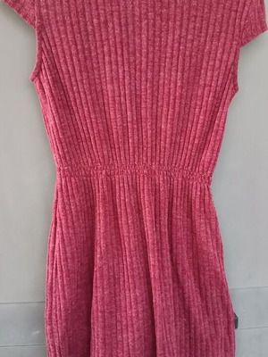 Toi-Moi Mini Dress Burgundy like new, elastic winter
