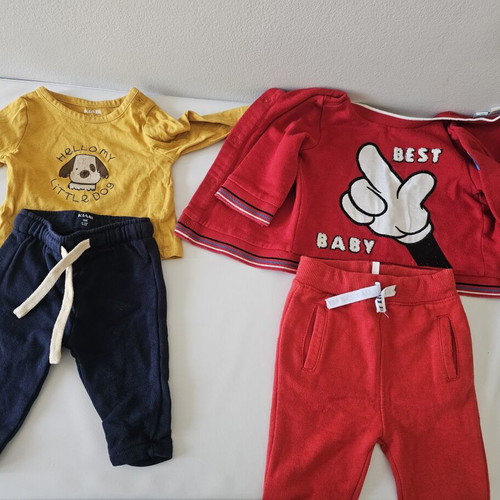 Baby clothing sets, 2 pieces, like new