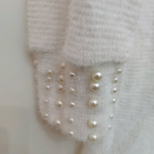 Knitted white dress with pearls like new, size M