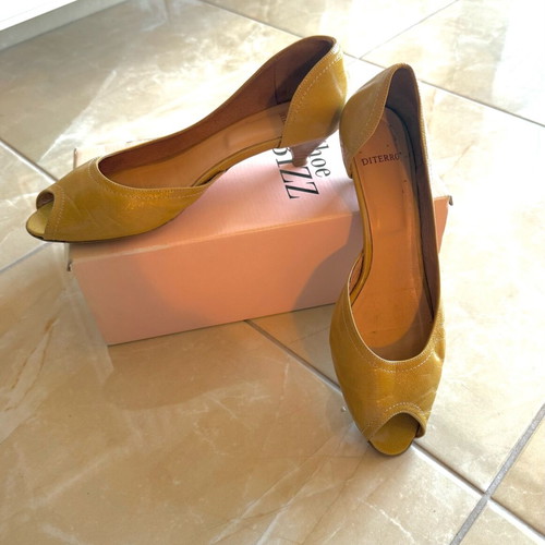 Leather peep toe pumps yellow, size 40, like new