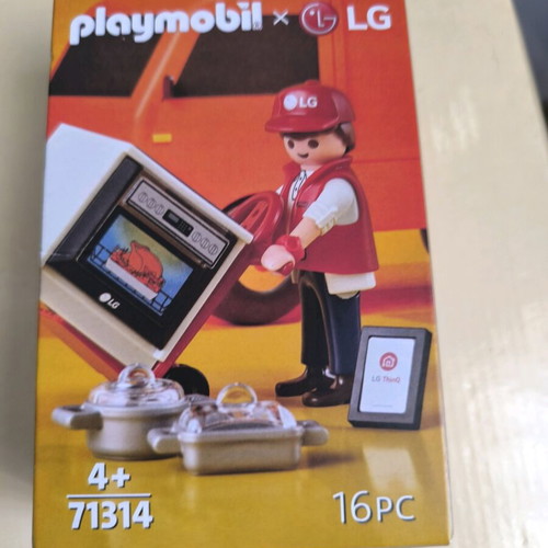 Playmobil 71314 x LG Electronics Oven Henry Figure new